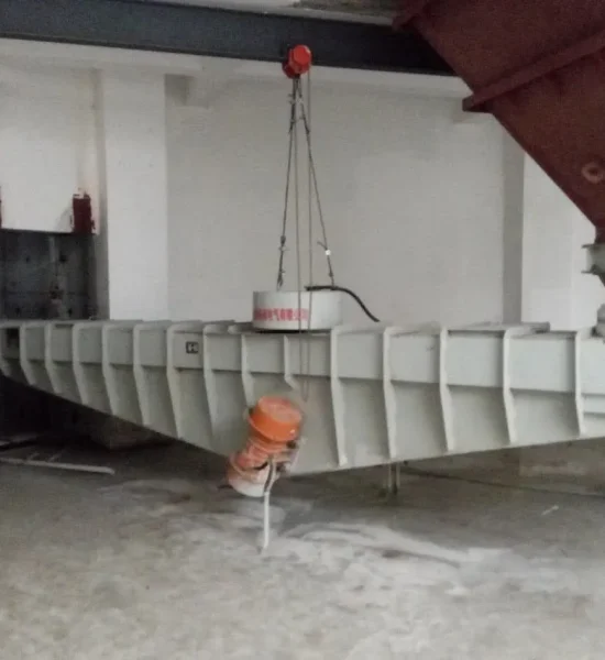 Motor Vibrating Feeder